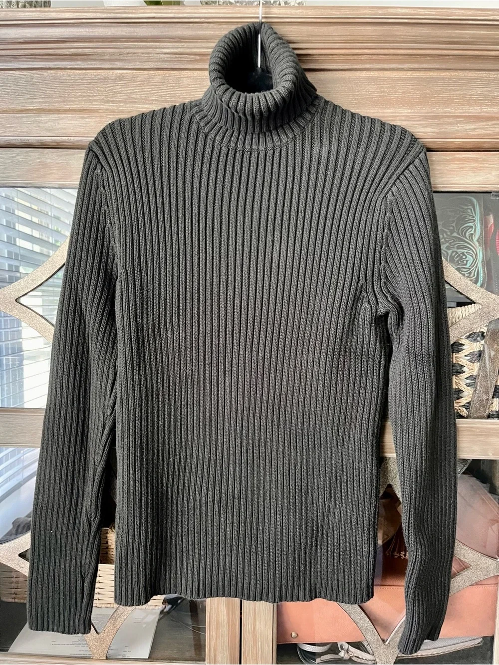 Banana Republic Men's 96% Cotton Dark Mocha/Charcoal Ribbed Turtleneck Sweater